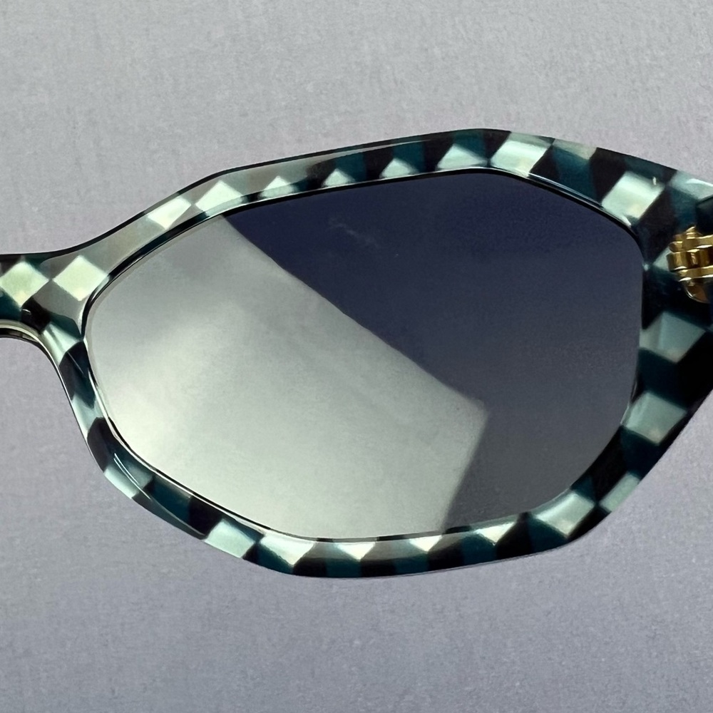 Prada Sunglasses - Picture 13 of 15